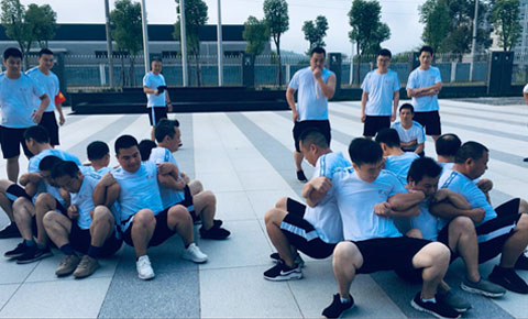 团建游戏 团建游戏